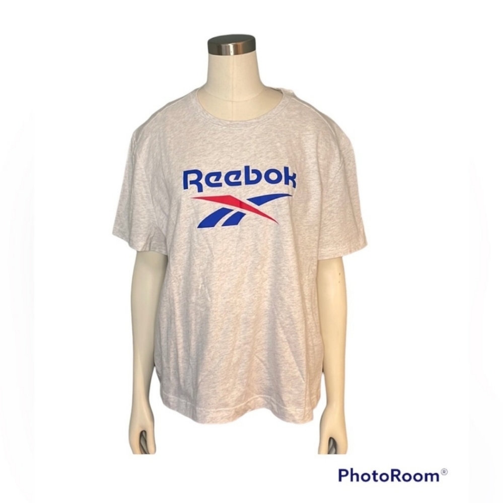 💚 Reebok T-Shirt, Size 2X.